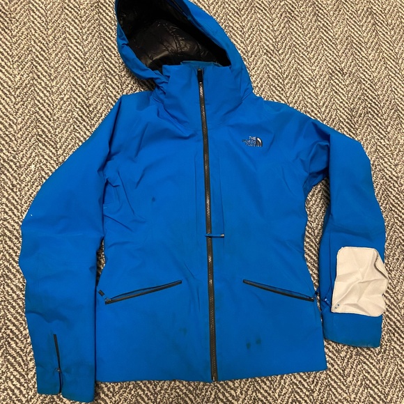 The North Face Women's Ski/ Snowboard Jacket - Picture 1 of 4